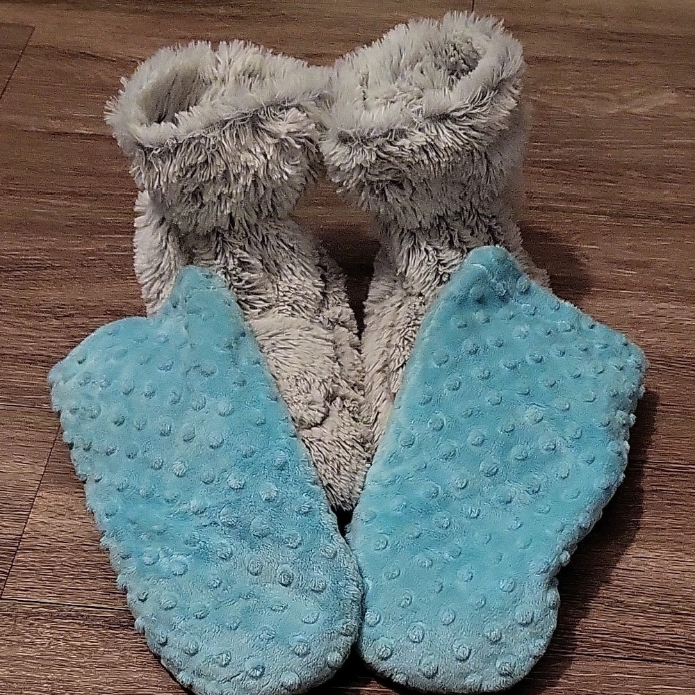 Cozy Gray and Blue Fuzzy Slippers